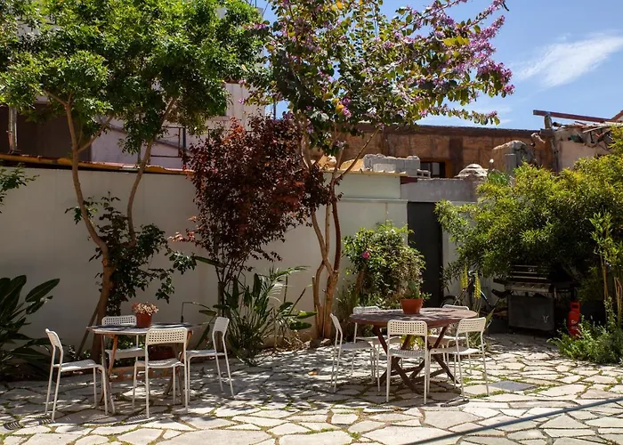MeMeraki Artist Residency